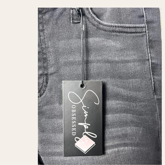 1112. SIMPLY OBSESSED DENIM JEANS BLACK IN COLOR SIZE‎ 1 (JUNIORS) - Picture 8 of 14